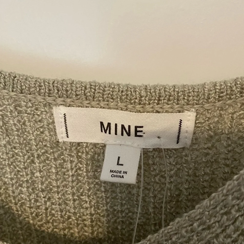 Moving Sale * NEW Mine Ruffle Sweater Size L Tan